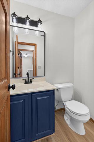 2633 Nightingale Court, Chaska, MN 55318