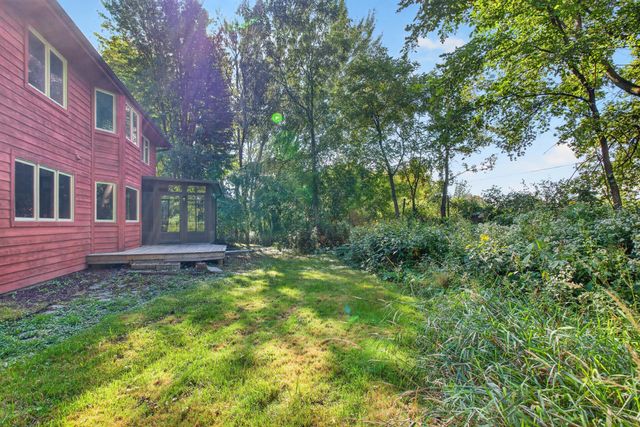 2633 Nightingale Court, Chaska, MN 55318