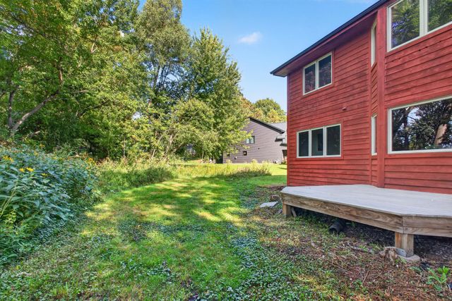 2633 Nightingale Court, Chaska, MN 55318