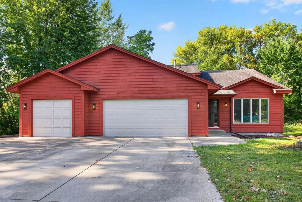 2633 Nightingale Court, Chaska, MN 55318 — exterior