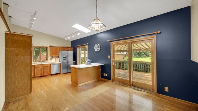 860 N 550 E, Westville, IN 46391