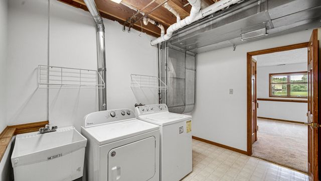 860 N 550 E, Westville, IN 46391