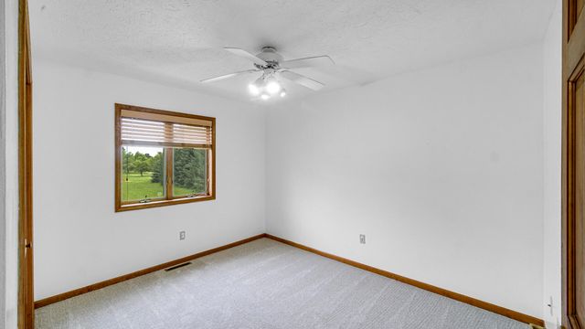 860 N 550 E, Westville, IN 46391