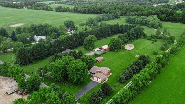 860 N 550 E, Westville, IN 46391