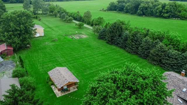 860 N 550 E, Westville, IN 46391