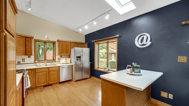 860 N 550 E, Westville, IN 46391