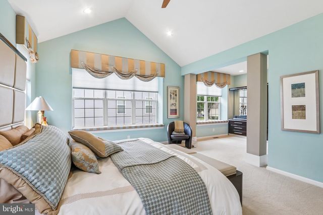 307 INGLETON CT, Warrington, PA 18976