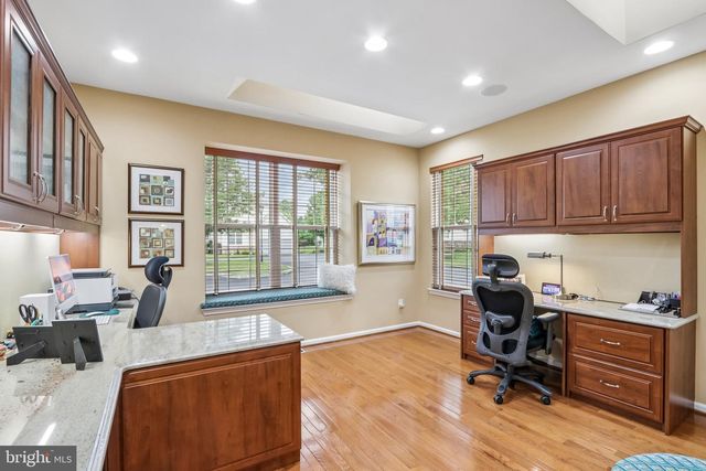 307 INGLETON CT, Warrington, PA 18976