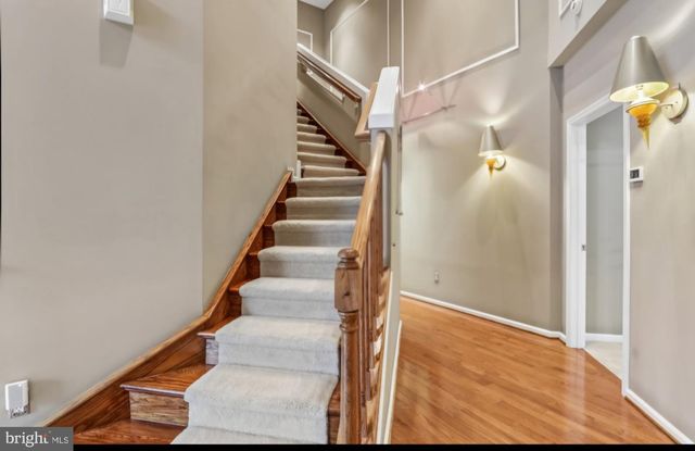 307 INGLETON CT, Warrington, PA 18976