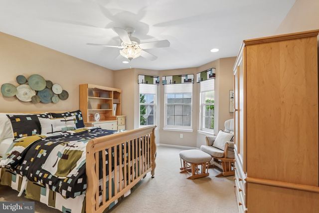 307 INGLETON CT, Warrington, PA 18976