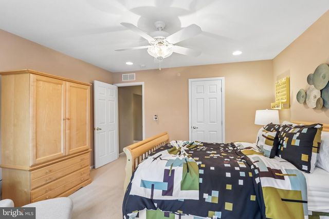 307 INGLETON CT, Warrington, PA 18976