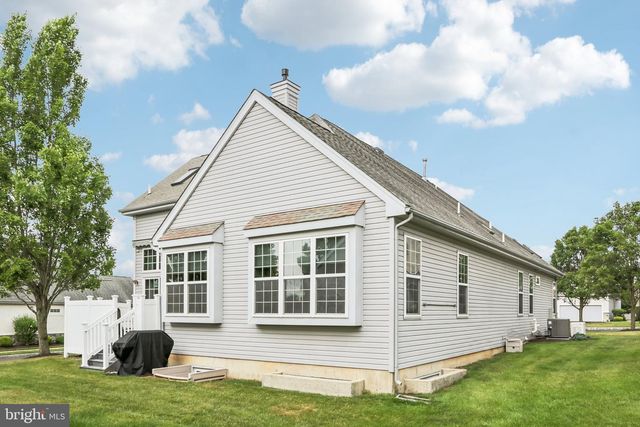307 INGLETON CT, Warrington, PA 18976