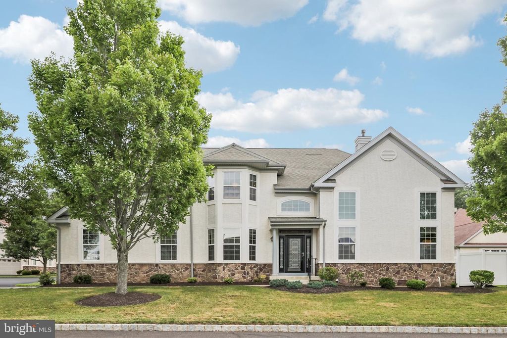 307 INGLETON CT, Warrington, PA 18976