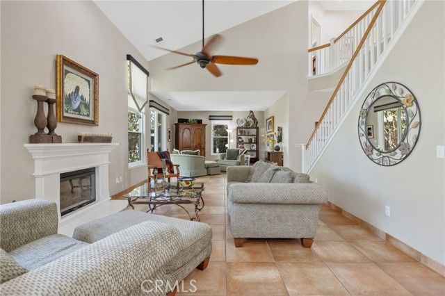 6030 W Country Court, Visalia, CA 93277