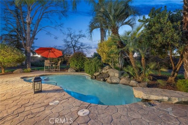 6030 W Country Court, Visalia, CA 93277