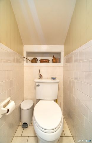 185 Broadway Street, Norwich, CT 06360