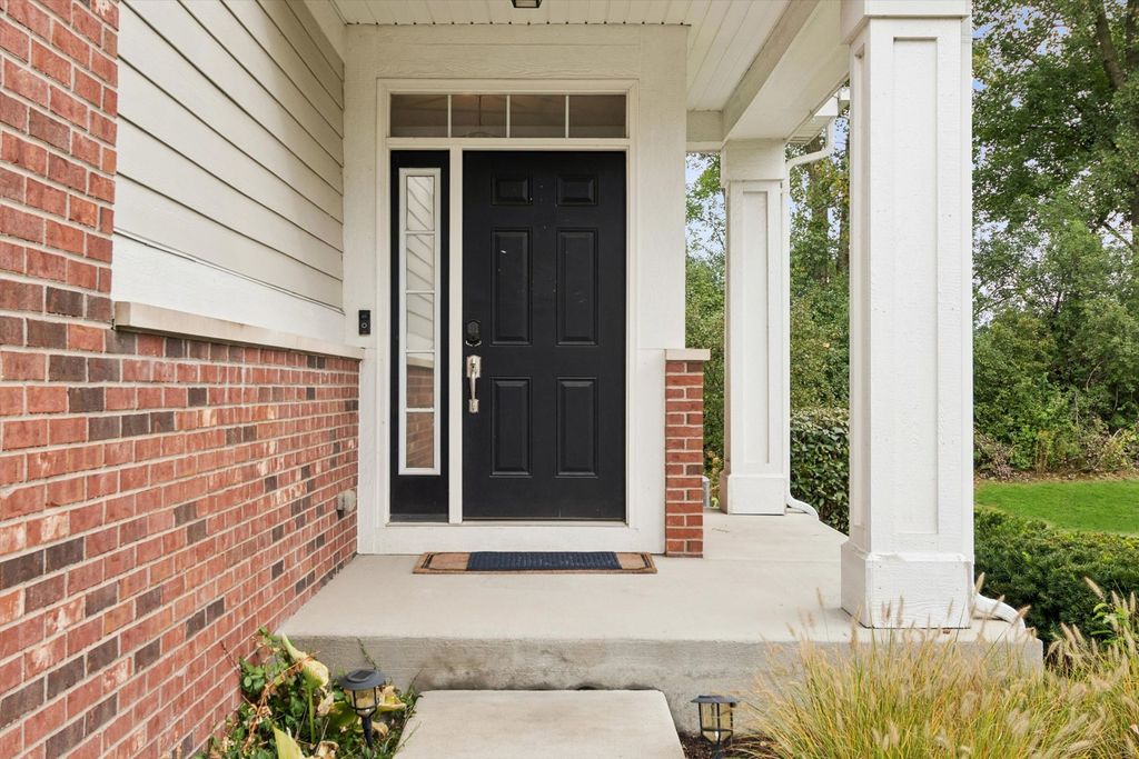 27W116 Redbud Lane, Winfield, IL 60190 — photo 2