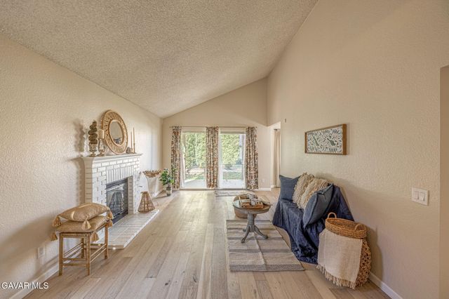 2839 Dartmouth Drive, Lancaster, CA 93536