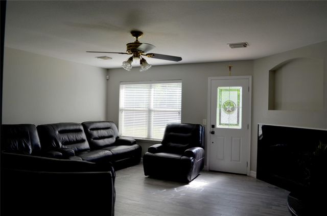 17639 Prospect Meadows Drive, Houston, TX 77095