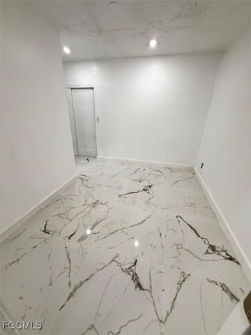 2005 Mariner CT, Labelle, FL 33935