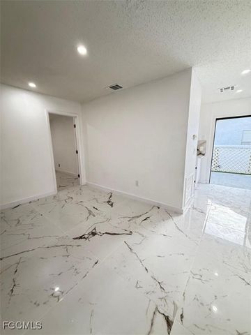 2005 Mariner CT, Labelle, FL 33935