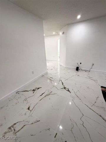 2005 Mariner CT, Labelle, FL 33935