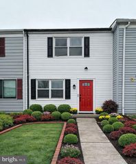 411 CLOVER CT, Taneytown, MD 21787