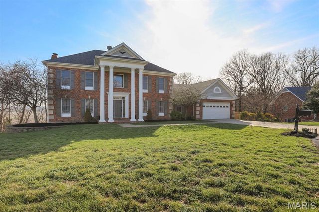 6 River Bluff Court, Augusta, MO 63332