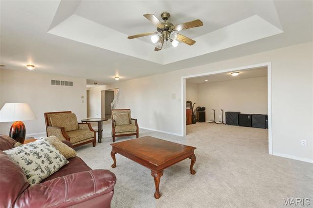 6 River Bluff Court, Augusta, MO 63332