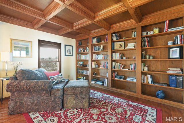 6 River Bluff Court, Augusta, MO 63332