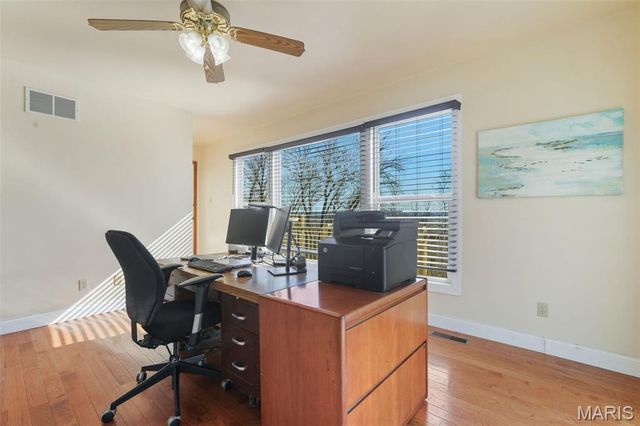 6 River Bluff Court, Augusta, MO 63332