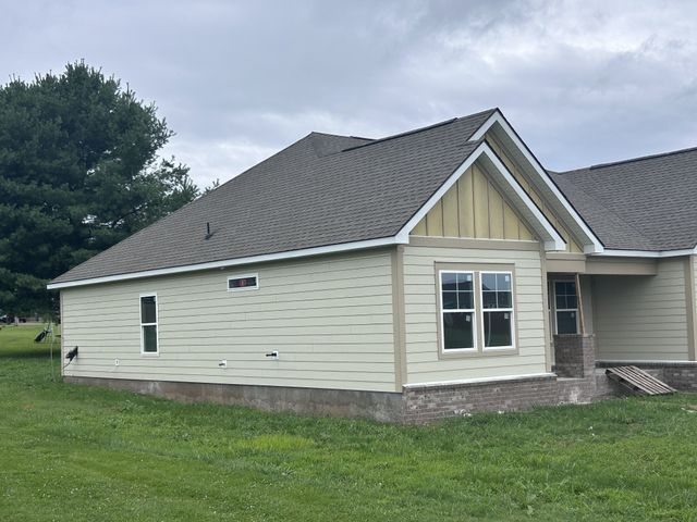 628 Brookside Dr, Mount Pleasant, TN 38474