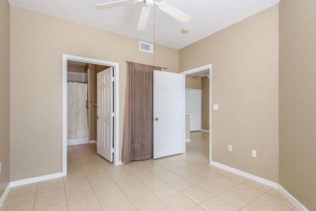 9170 LAKE CHASE ISLAND WAY 9170, Tampa, FL 33626