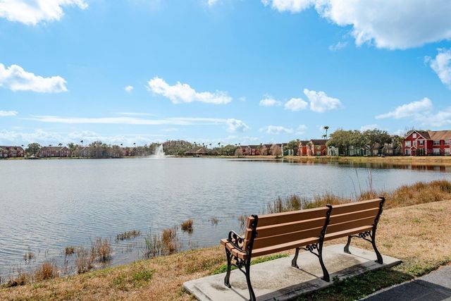 9170 LAKE CHASE ISLAND WAY 9170, Tampa, FL 33626