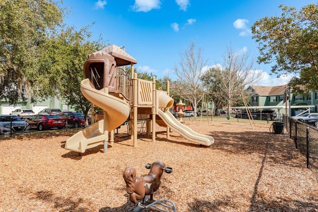 9170 LAKE CHASE ISLAND WAY 9170, Tampa, FL 33626