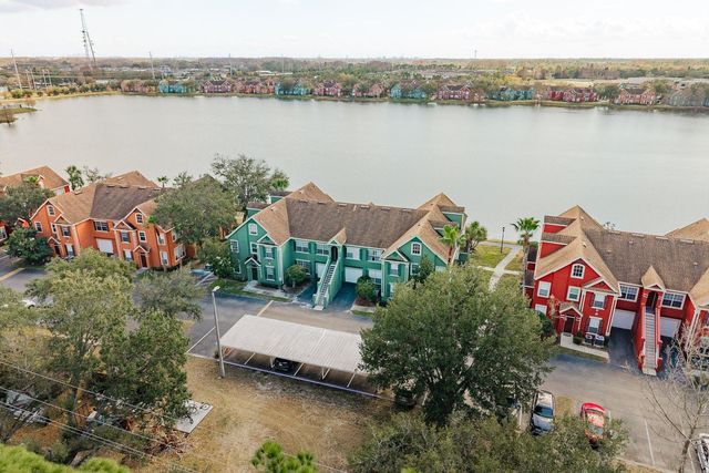 9170 LAKE CHASE ISLAND WAY 9170, Tampa, FL 33626