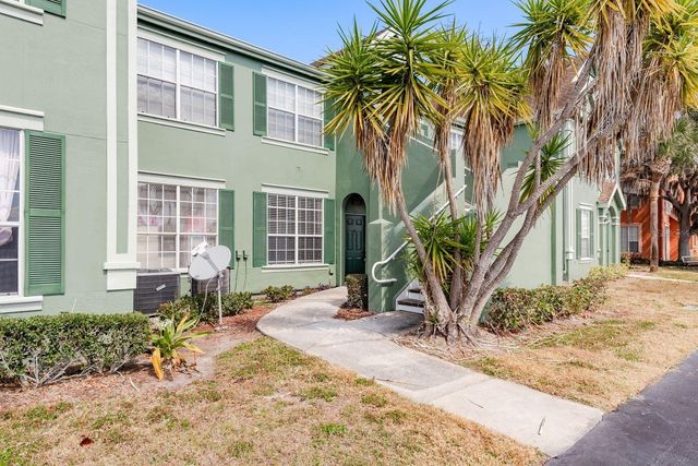 9170 LAKE CHASE ISLAND WAY 9170, Tampa, FL 33626