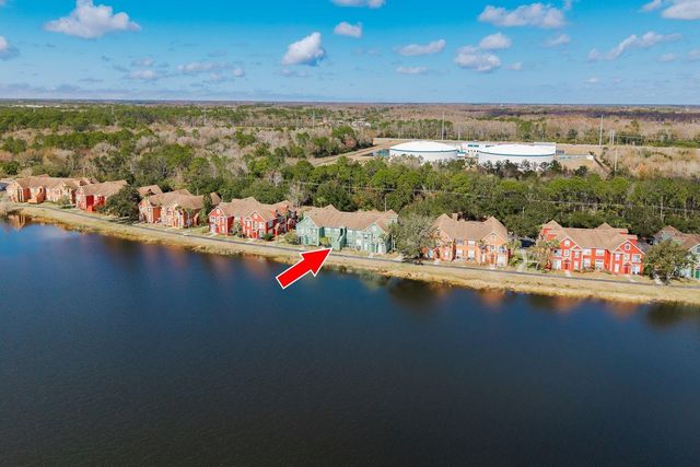 9170 LAKE CHASE ISLAND WAY 9170, Tampa, FL 33626