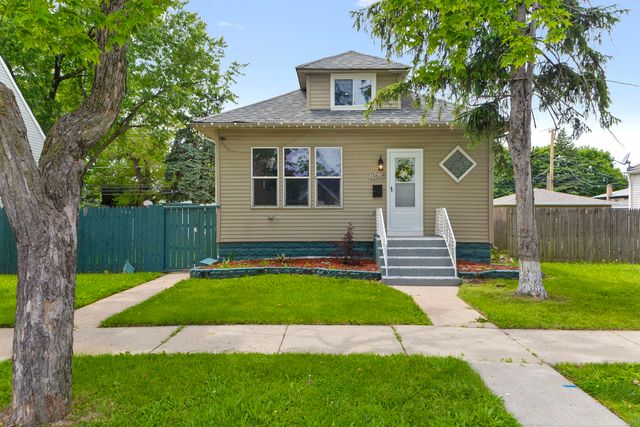 15818 Willard Avenue, Harvey, IL 60426