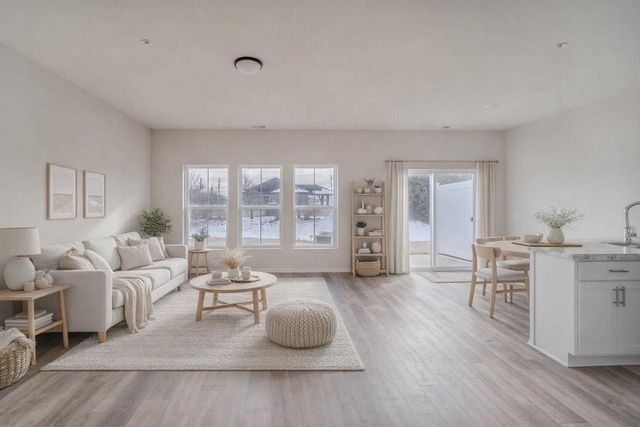 1076 W 20TH AVENUE, Oshkosh, WI 54902