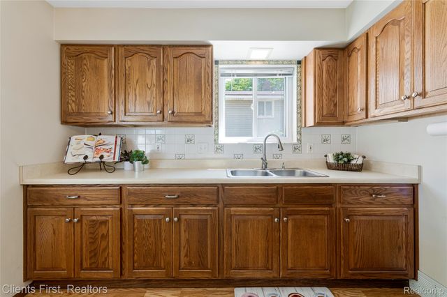 32714 Cowan Road, Westland, MI 48185
