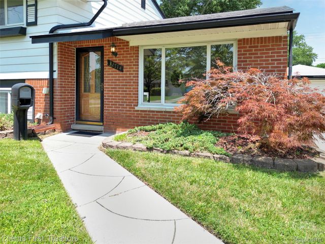 32714 Cowan Road, Westland, MI 48185
