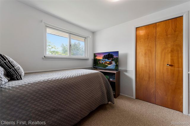32714 Cowan Road, Westland, MI 48185
