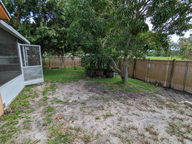 4874 Poseidon Place, Lake Worth, FL 33463