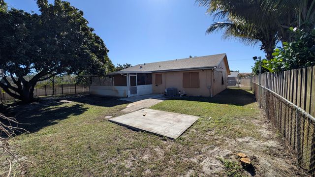 4874 Poseidon Place, Lake Worth, FL 33463