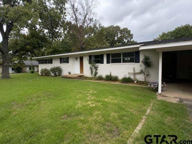 983 E Main Street, Van, TX 75790