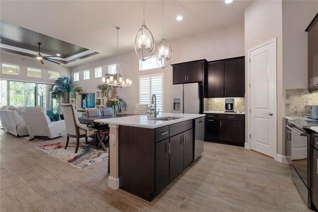 816 CREEKWOOD DRIVE, Ormond Beach, FL 32174