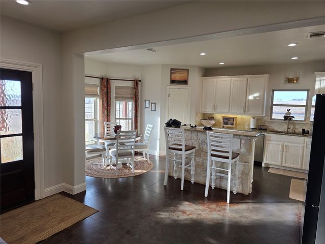 8928 County Road 1232, Godley, TX 76044