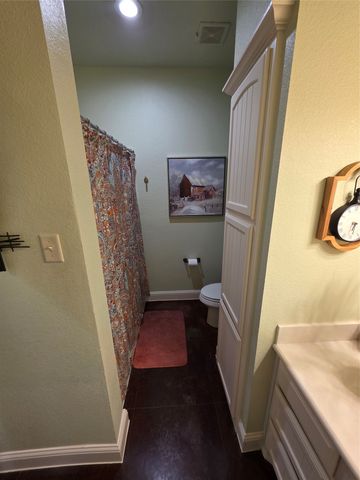 8928 County Road 1232, Godley, TX 76044