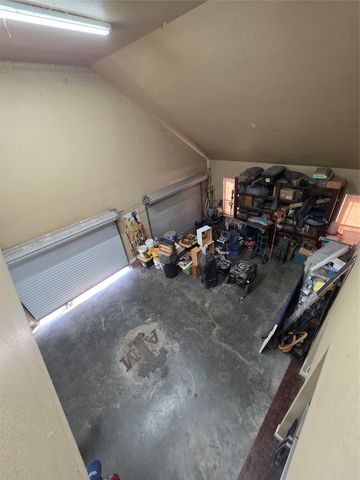 8928 County Road 1232, Godley, TX 76044